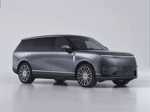 小鹏全新旗舰SUV GX实车亮相：大湾区“路虎揽胜”来了