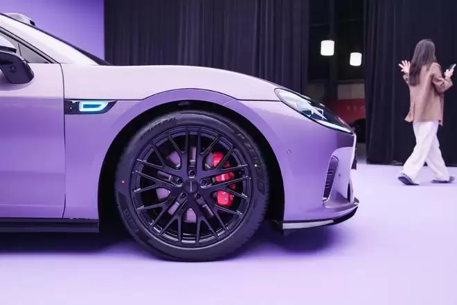 广汽+华为王炸合体！启境GT7首发十大黑科技 或能打破猎装车魔咒？