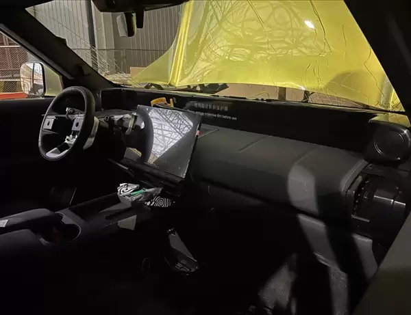 奇瑞路虎神行者实车图意外曝光:六座设计、中控配有远端屏