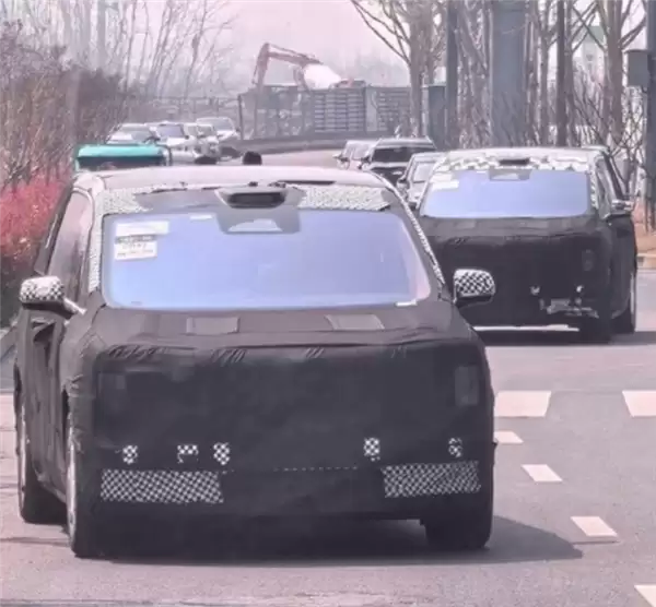 896线激光雷达上车!尊界MPV谍照曝光:前脸神似S800