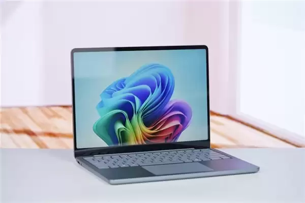 想买的再等等!微软Surface Pro/Laptop新品曝光:发布时间临近