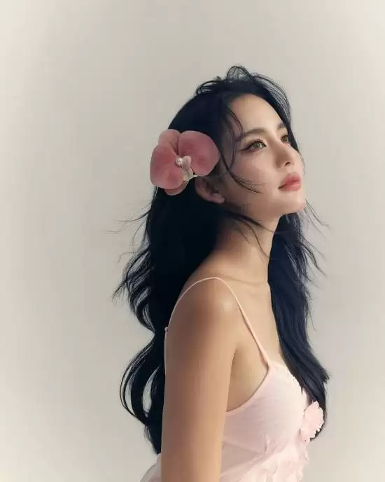 泰剧女神Bow自曝罕见隐疾:天生双子宫单肾 曾在浴室痛到晕厥