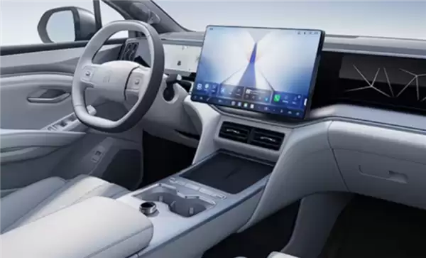 油价高企引爆需求!欧洲疯抢中国插混:2月销量同比暴涨313%