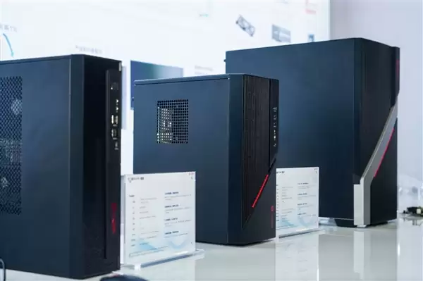 告别拼参数！科大讯飞信创国产AIPC产线正式投产：年规划产能10万台