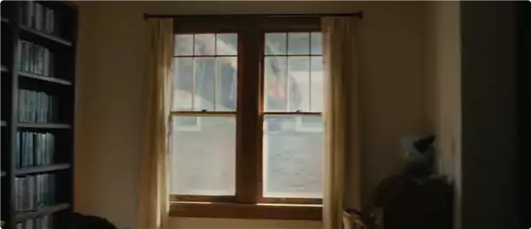 平凡小镇穿越到恐龙时代 惊悚电影《逃出绝命街》首发预告