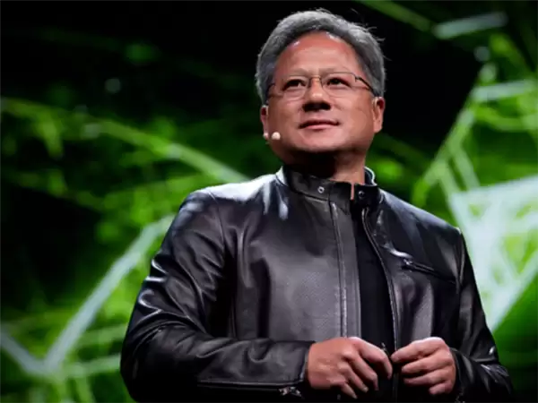 不必焦虑！黄仁勋直言：文科生才是AI时代真正的王者