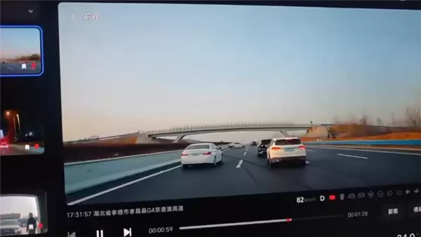 小米YU7高速上130km/h自动变道躲开追尾 车主感谢小米救自己一命