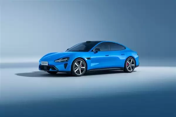 小米SU7新一代试驾动力差异揭秘：新手保护期限制已全面取消