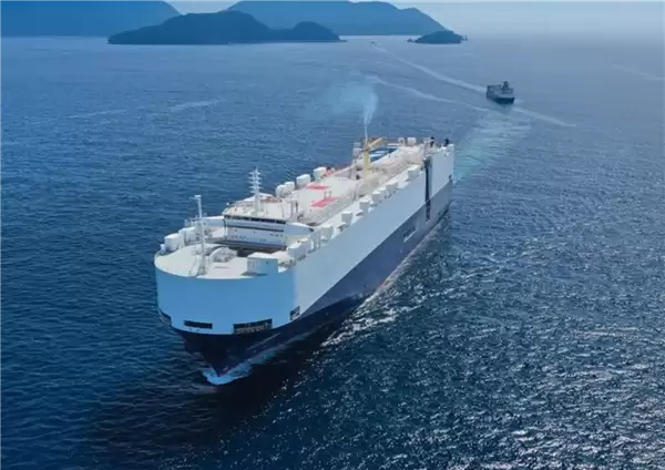 每天700万桶!绕开霍尔木兹、沙特“石油生命线”满负荷运转