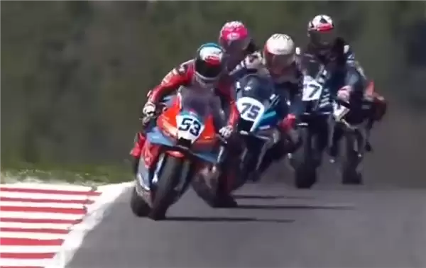 中国摩托首次！张雪机车WSBK碾压夺冠 公司融资估值超10亿元