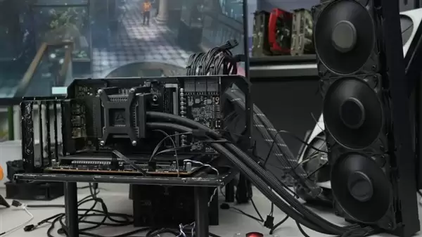 RTX 3080装上360mm服务器水冷：显存温度骤降54℃！性能提升9%