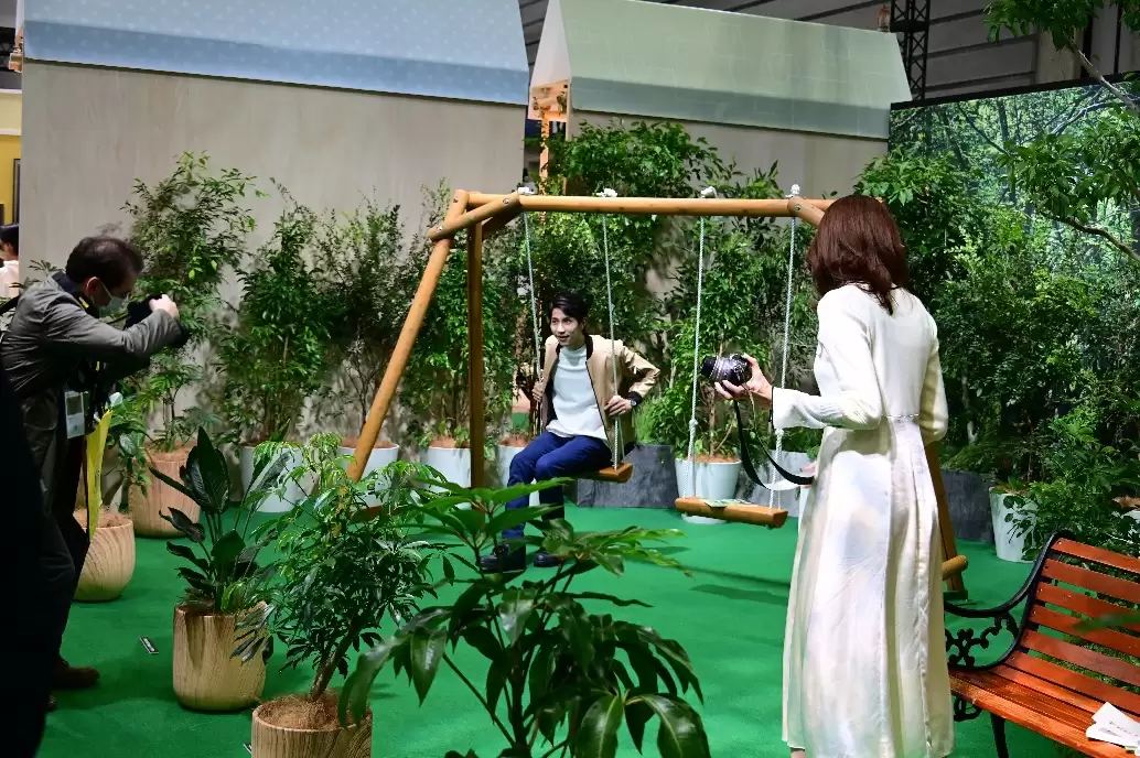 尼康打造沉浸式 