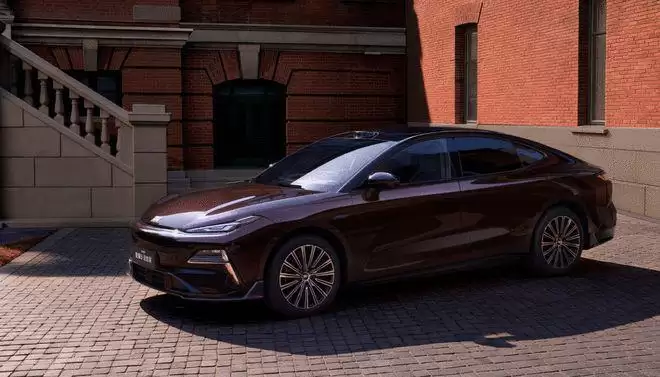 1725km综合续航城市NOA 银河星耀8远航家上市限时14.68万起