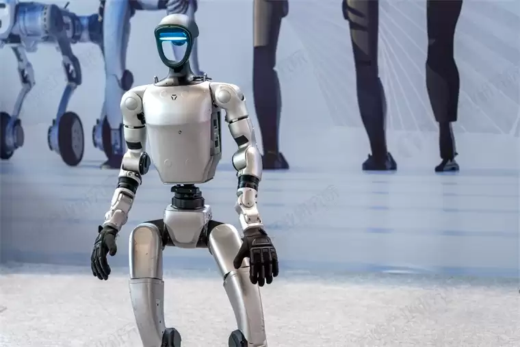 宇树科技王兴兴预测:人形机器人具身智能GPT时刻还要两到三年