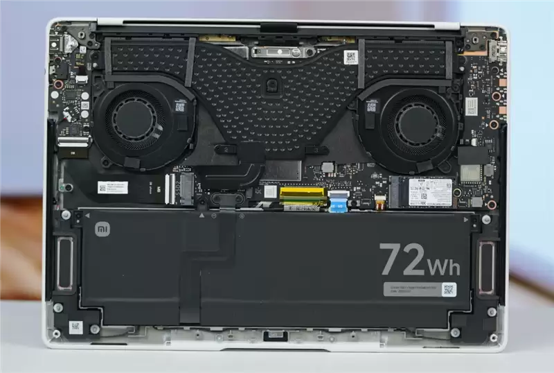 不计成本的奢华做工！小米笔记本Pro 14评测：目前最强的1.1kg轻薄本