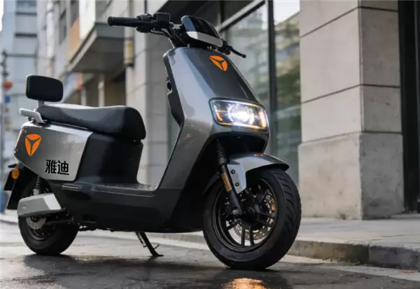 雅迪等主流品牌自2026年4月1日起上调电动车出厂价，单台涨不少于300元
