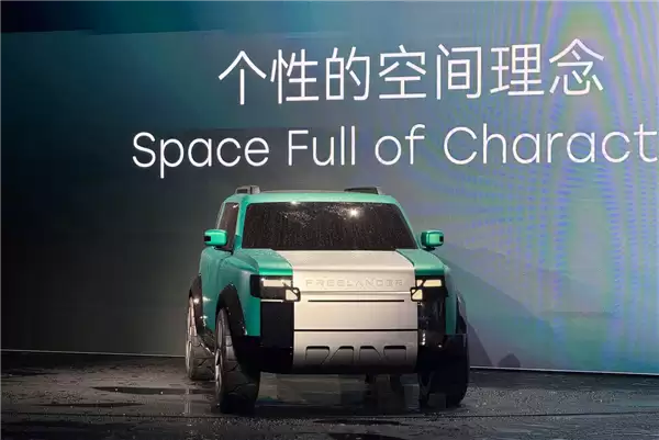 奇瑞路虎联手打造 神行者首车官图发布：虎里虎气的全地形SUV