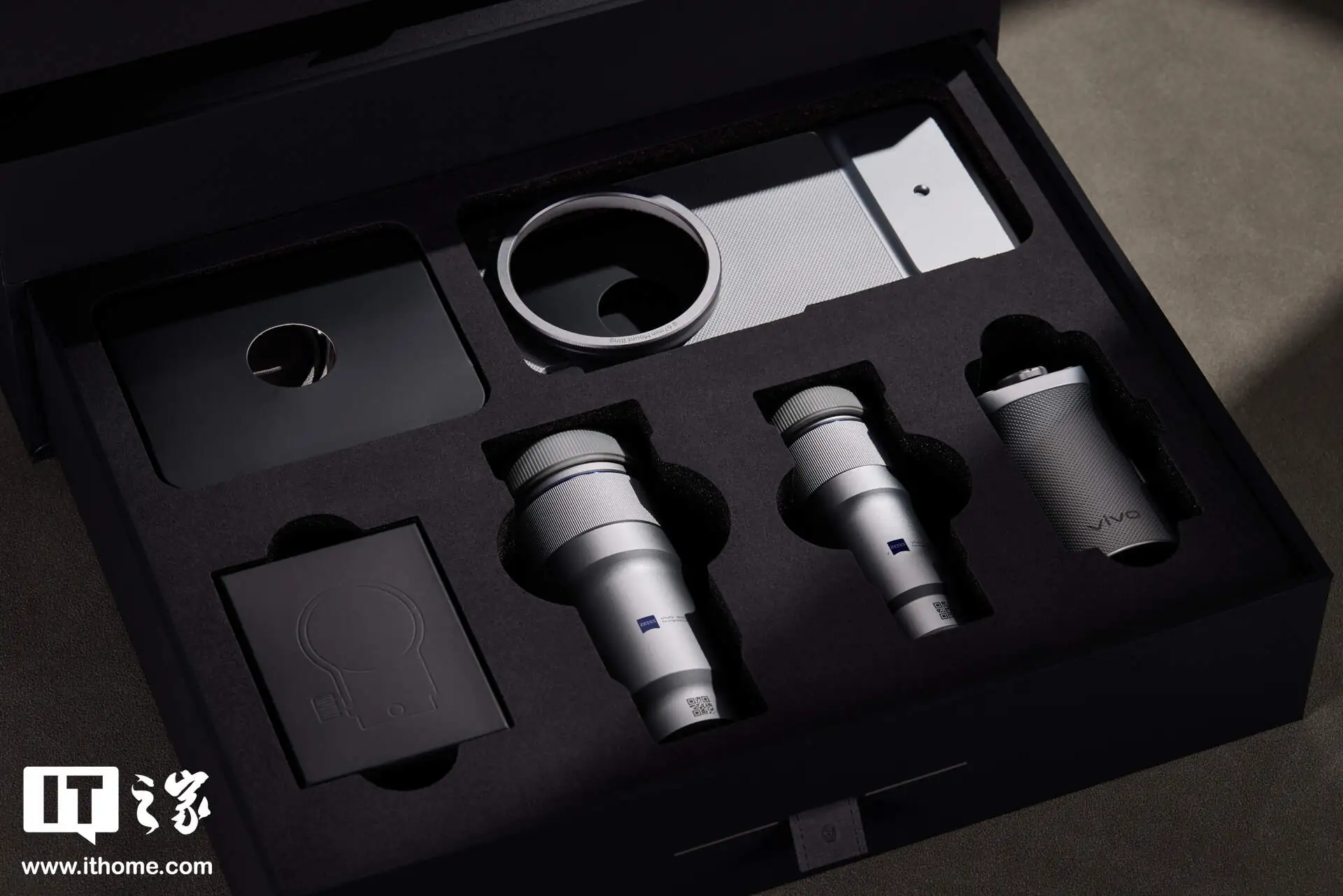 vivo X300 Ultra 摄影师套装图赏：用专业相机思路打造的“专业 V 单”