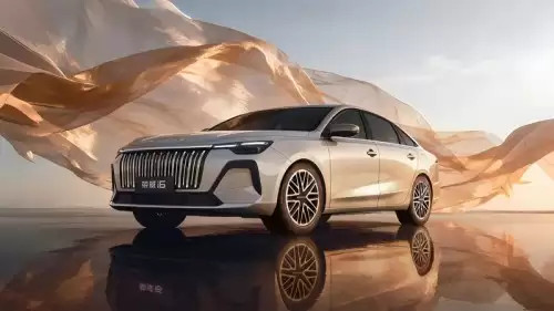 荣威i6空间与智能双优,4月上市引领家庭出行新体验