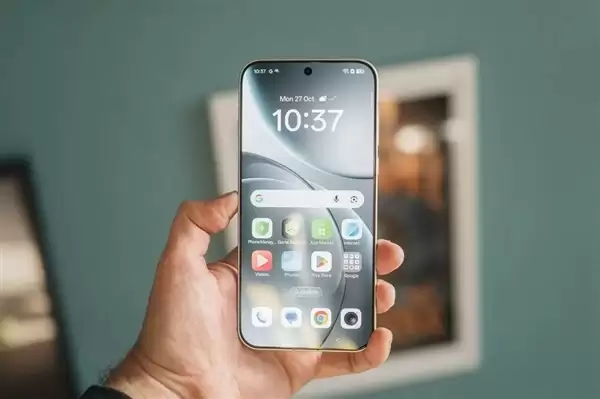 OPPO Find X9 Ultra/X9s Pro首发第二代丹霞镜头:完美还原色彩功耗降80%