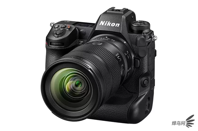 画质表现更佳 尼克尔Z 24-70mm f/2.8 S II售价17979元