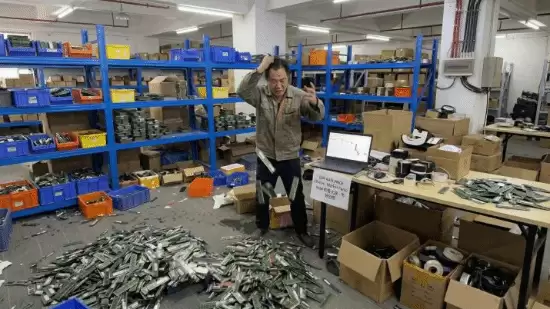 国内内存价格半月暴跌三成，经销商库存积压亏损严重