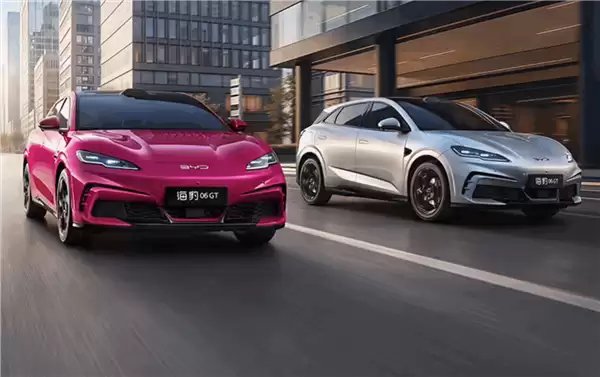 全系标配比亚迪闪充、二代刀片电池!2026款海豹06GT/旅行版上市:11.19万起