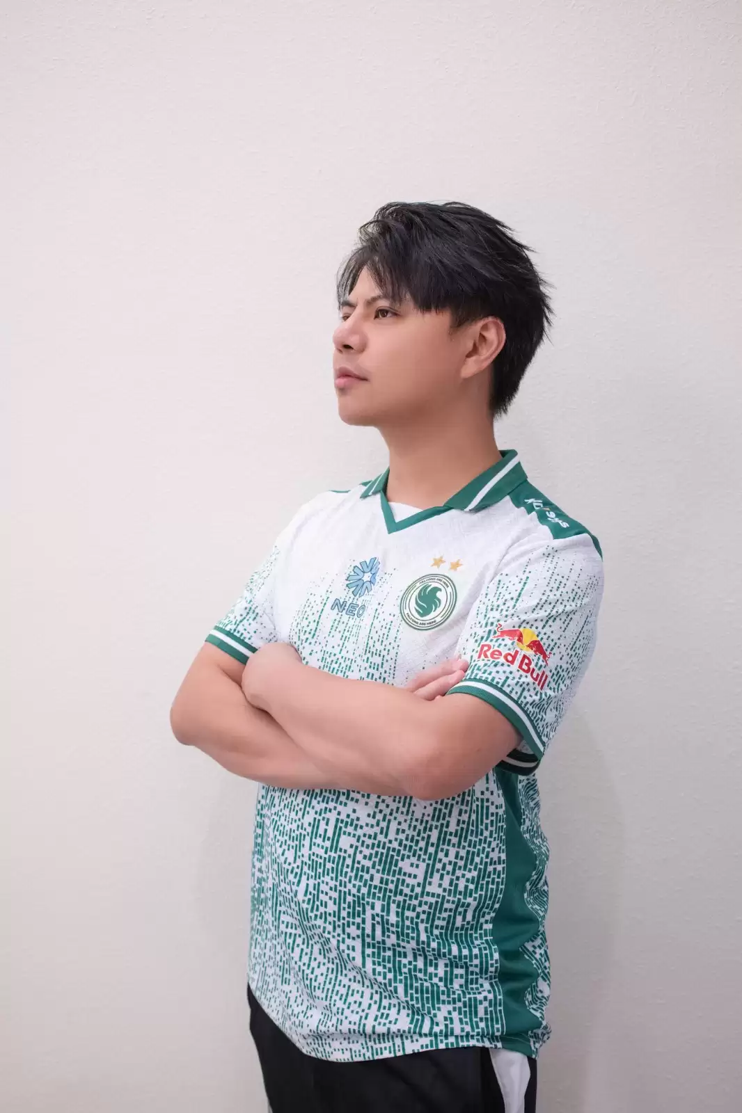 ‘小孩’曾卓君加盟沙特Falcons战队!与宿敌DCQ同队引热议,EWC冠军再掀风云 ‘小孩’曾卓君加盟沙特Falcons战队!与宿敌DCQ同队引热议,EWC冠军再掀风云