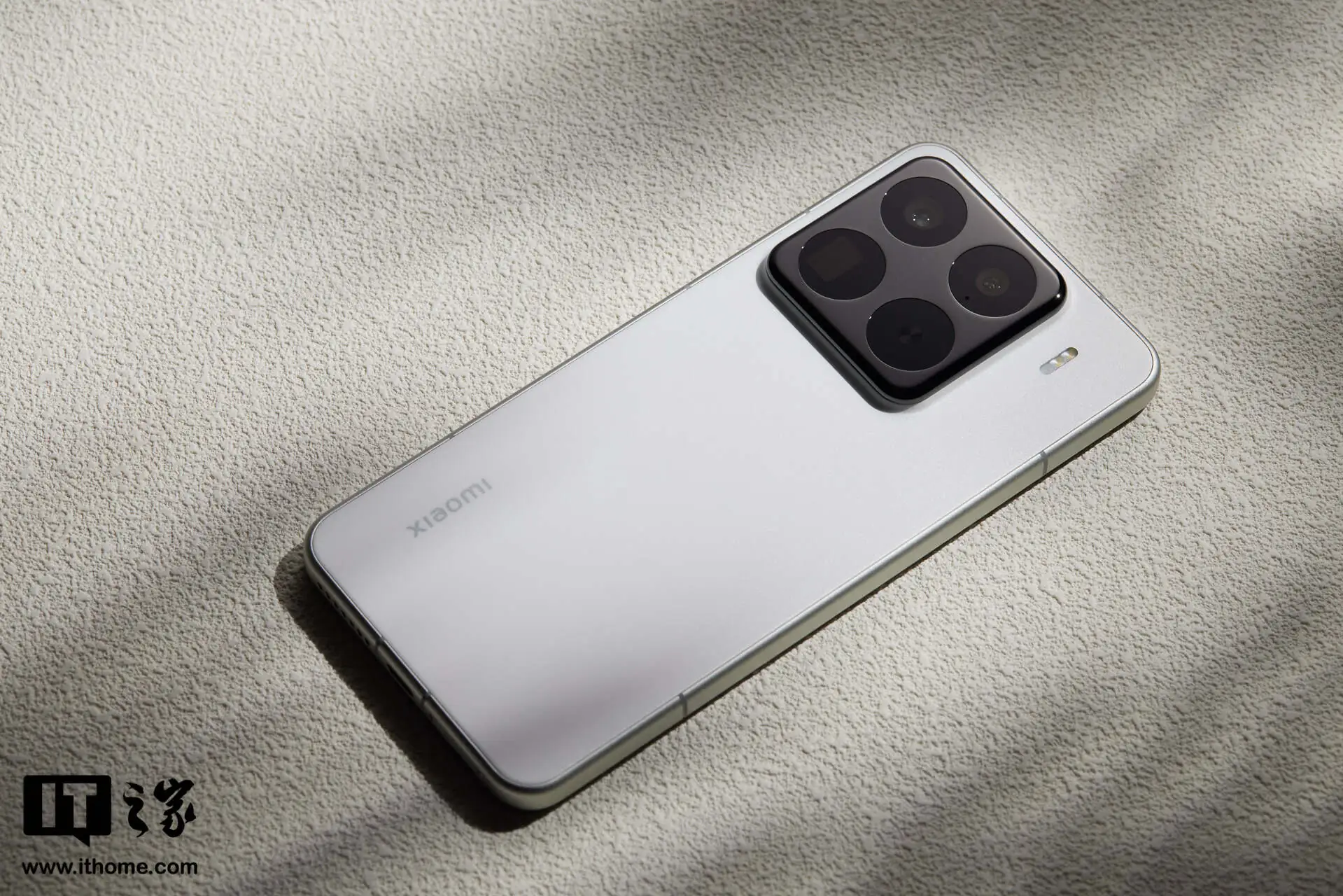 1TB 或成稀缺资源:曝 Q2 内存仍持续疯涨,最近新品基本普涨 800-1000 元