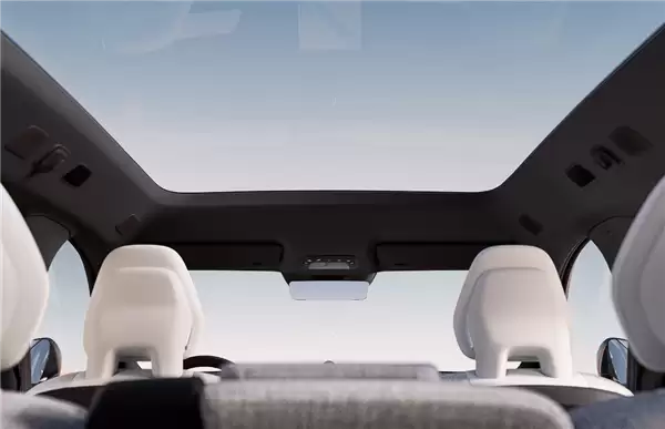 53.99万起 新款沃尔沃EX90预售:升级全铝底盘、800V高压平台