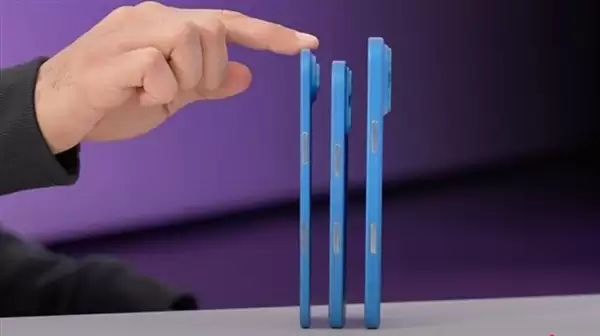 超薄苹果手机史无前例!iPhone 17 Air机模上手