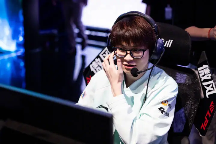 世运会首迎电竞火炬手!iG横扫JDG达成赛季四杀 Meiko急赴成都传递电竞之火 世运会首迎电竞火炬手!iG横扫JDG达成赛季四杀 Meiko急赴成都传递电竞之火