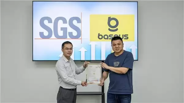 权威验证加持,防护再进阶:倍思金标康宁膜树立屏幕安全新标尺