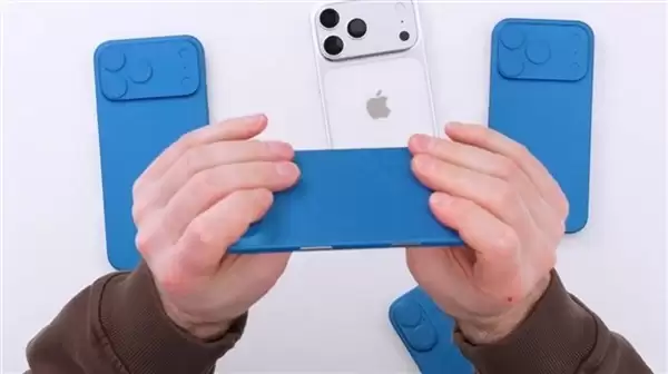 超薄苹果手机史无前例!iPhone 17 Air机模上手