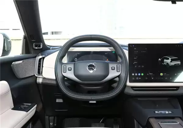 降幅超16万！沃尔沃XC70 99周年感恩版上市:24.99万元