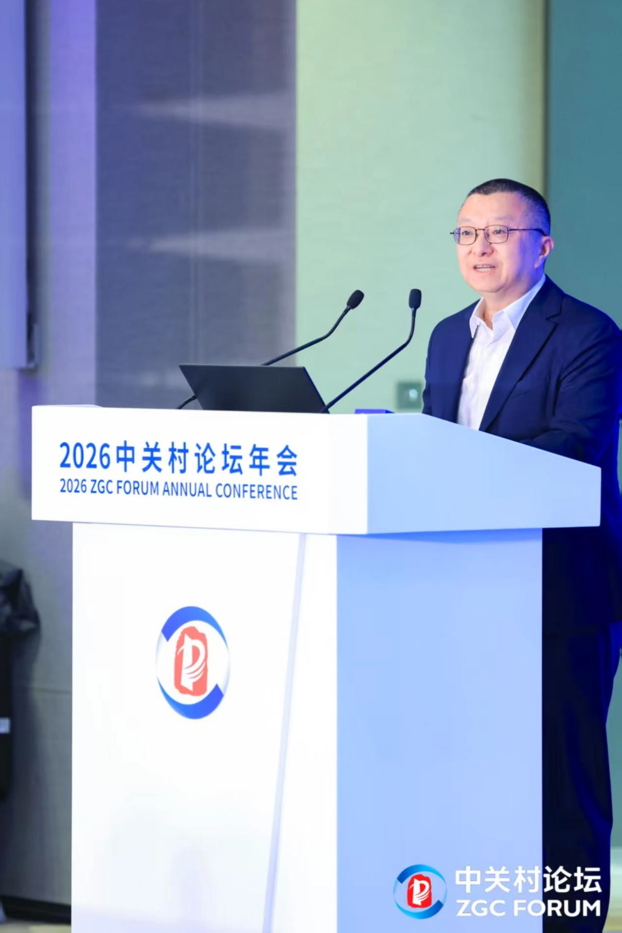 微博王巍：AI 重塑传媒业，从“内容生产”走向“服务连接”