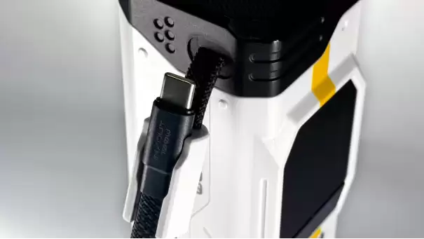 摄影师的多合一充电宝——斯丹德BB Pro充电仓