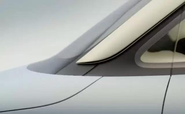 smart精灵2概念车设计草图公布，原型车将于北京车展亮相