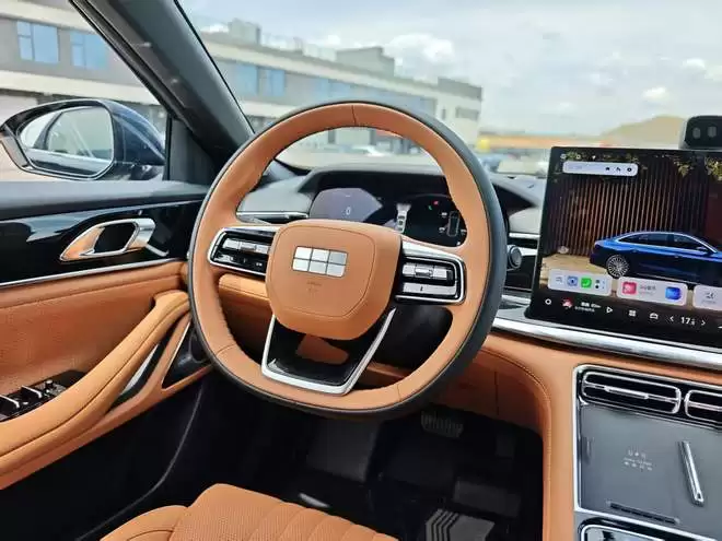 油耗2L级零百加速5.4s带四驱 吉利星耀7预售11.28万起