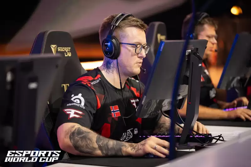 FaZe夜雨十年灯：传奇Rain离队！下一站联手s1mple？