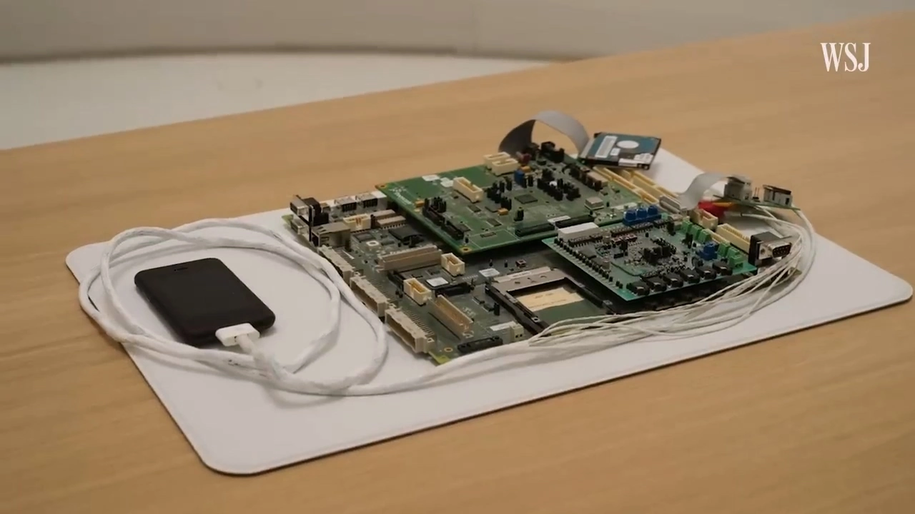 库克回顾：iPod 爆红需 3 个月产 1500 万台，倒逼苹果打造出世界级供应链