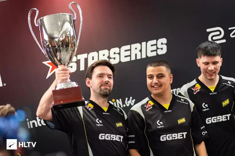 NA VI捧杯StarLadder秋季赛，赢得自2024年10月以来首个冠军