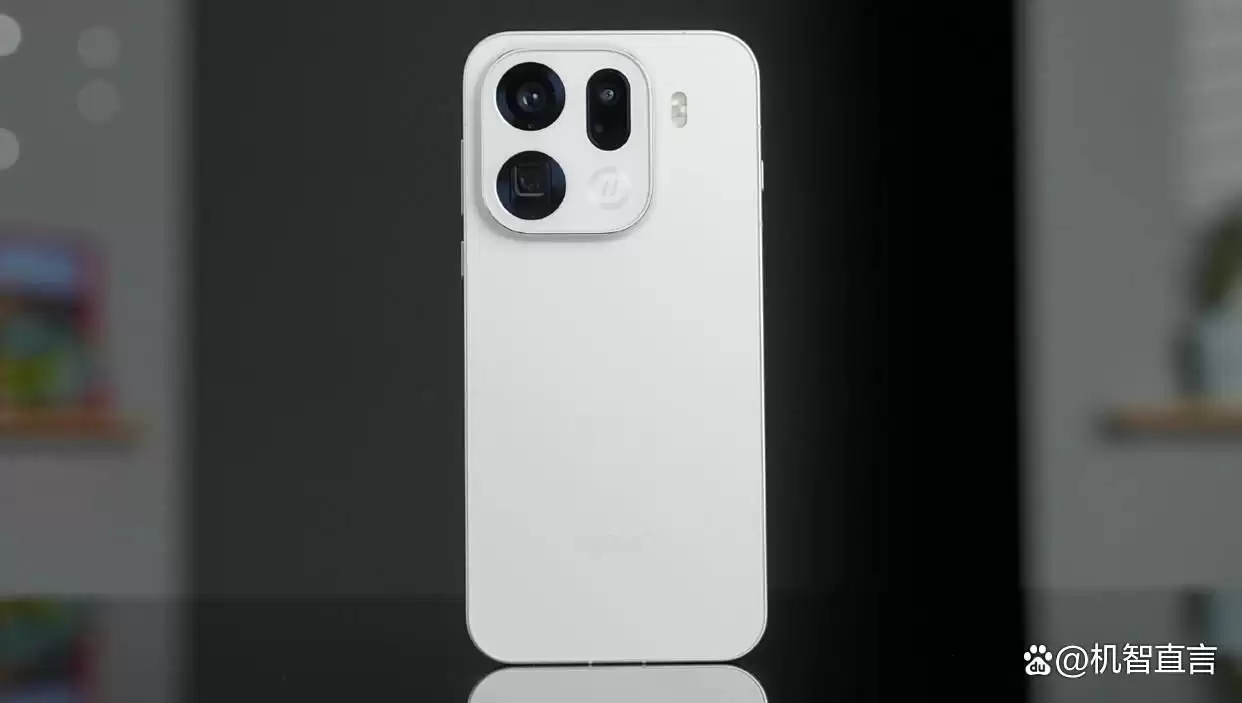 价格相差900元怎么选? 一文看懂OPPO Find X9系列标准版和Pro版区别