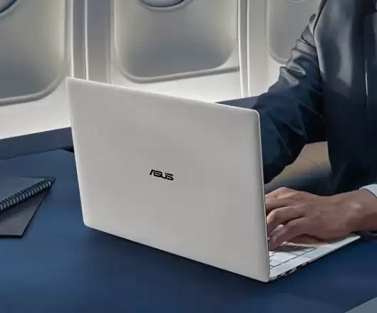 不止于轻，更强于芯，华硕破晓 Ultra 超轻薄商务办公 AI 笔记本正式开售