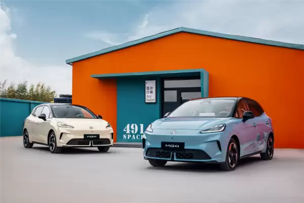 限时补贴价6.58万元起！2026款上汽MG4上市：同级唯一半固态电池