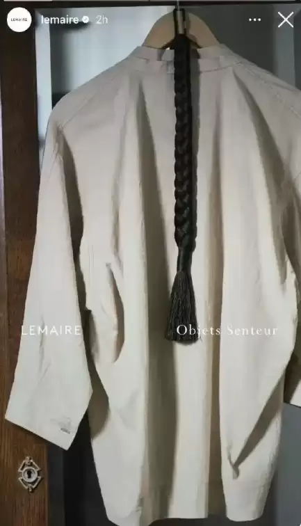 宣传照现长辫长衫搭配剪刀被指有辱华倾向 法国时装品牌道歉：未考虑文化差异与敏感性