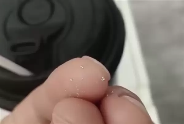 霸王茶姬回应顾客喝出水银：高度重视 一切以调查结果为准