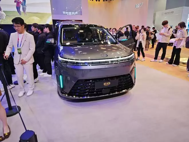 激光雷达全面焕新 全新一代传祺向往 E8 PHEV开启预订