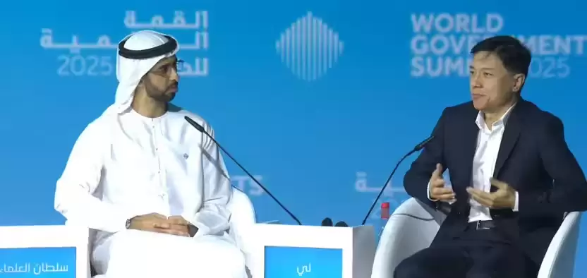 百度李彦宏谈 DeepSeek：大模型推理成本每年降低 90% 以上