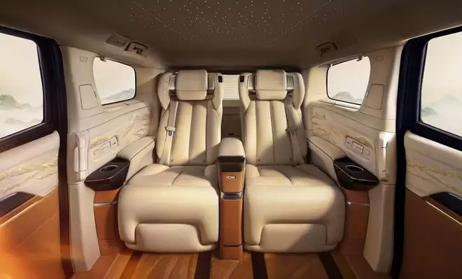 配32寸升降屏 新款别克世纪CENTURY上市53.99万起